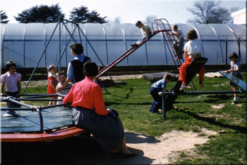 1959-Kindergarten-field-trip-to-Behnkes