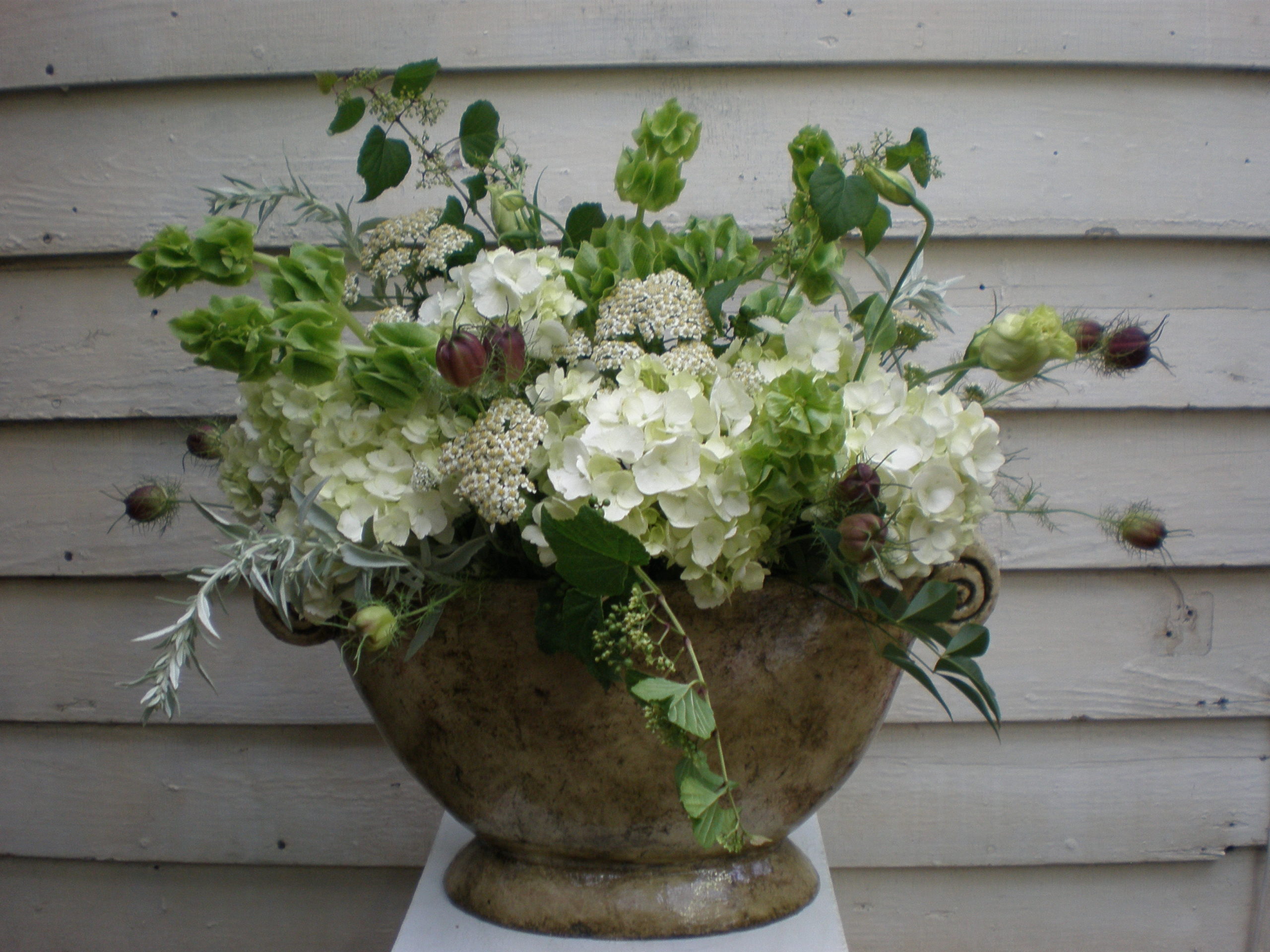 Arranged Marriages (of flowers, of course): Enjoy Twice the Beauty!