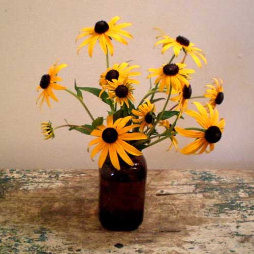 How to Create Summer Wildflower Arrangements