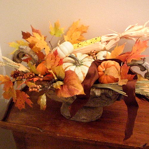 How to Create a Beautiful Arrangement for Fall Gatherings