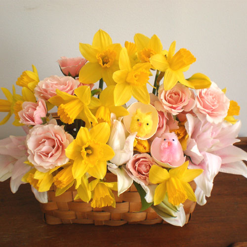 Learn How to Create Easter Floral Designs