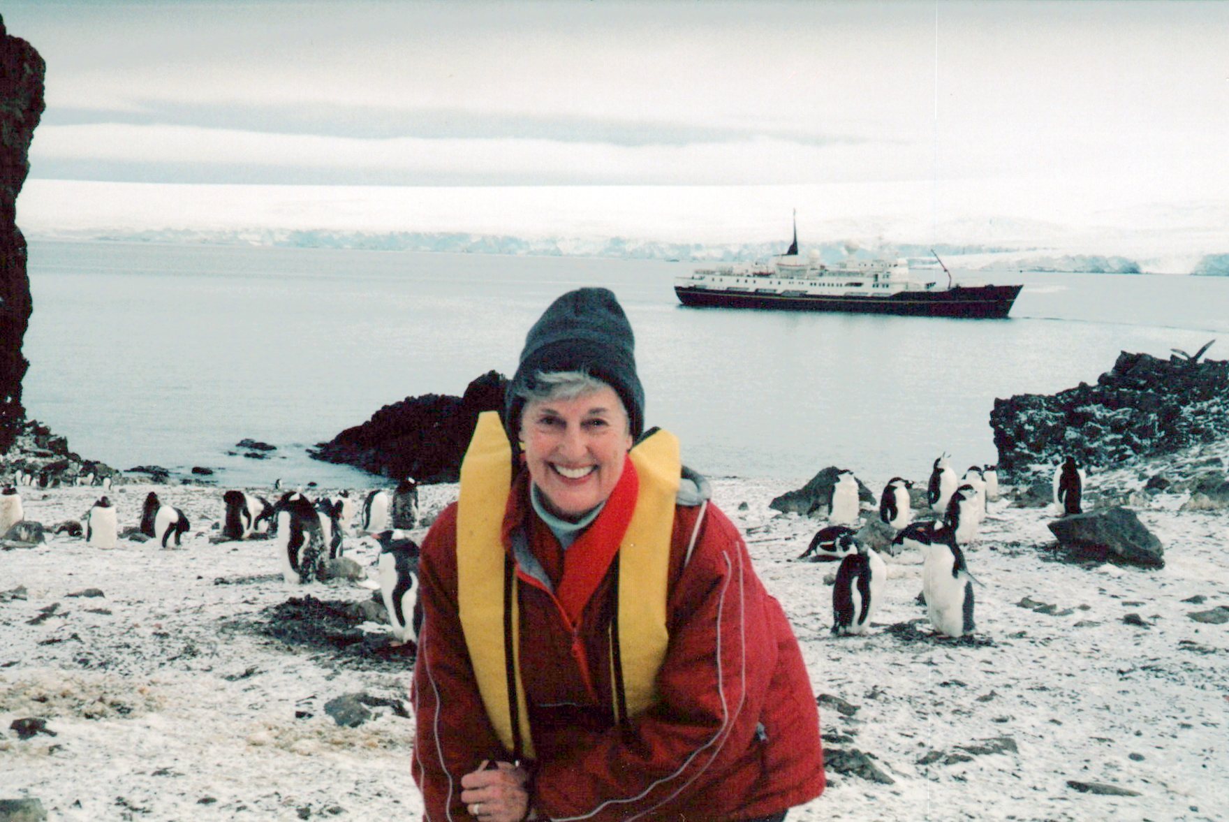 Sonja Behnke Festerling with the penguins